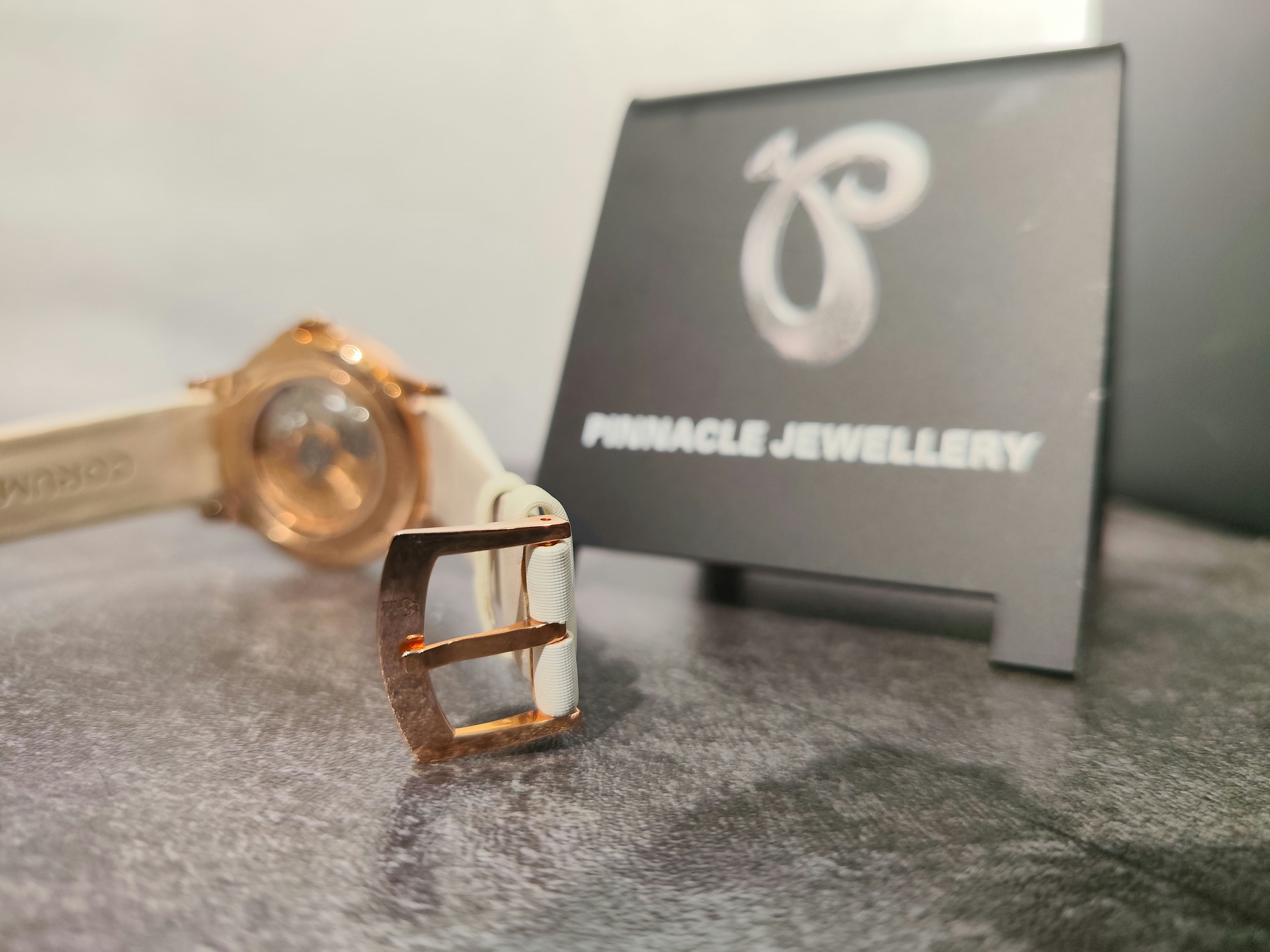 CORUM Heritage 110.601.85/0049 PL92 New Watch – photo 4