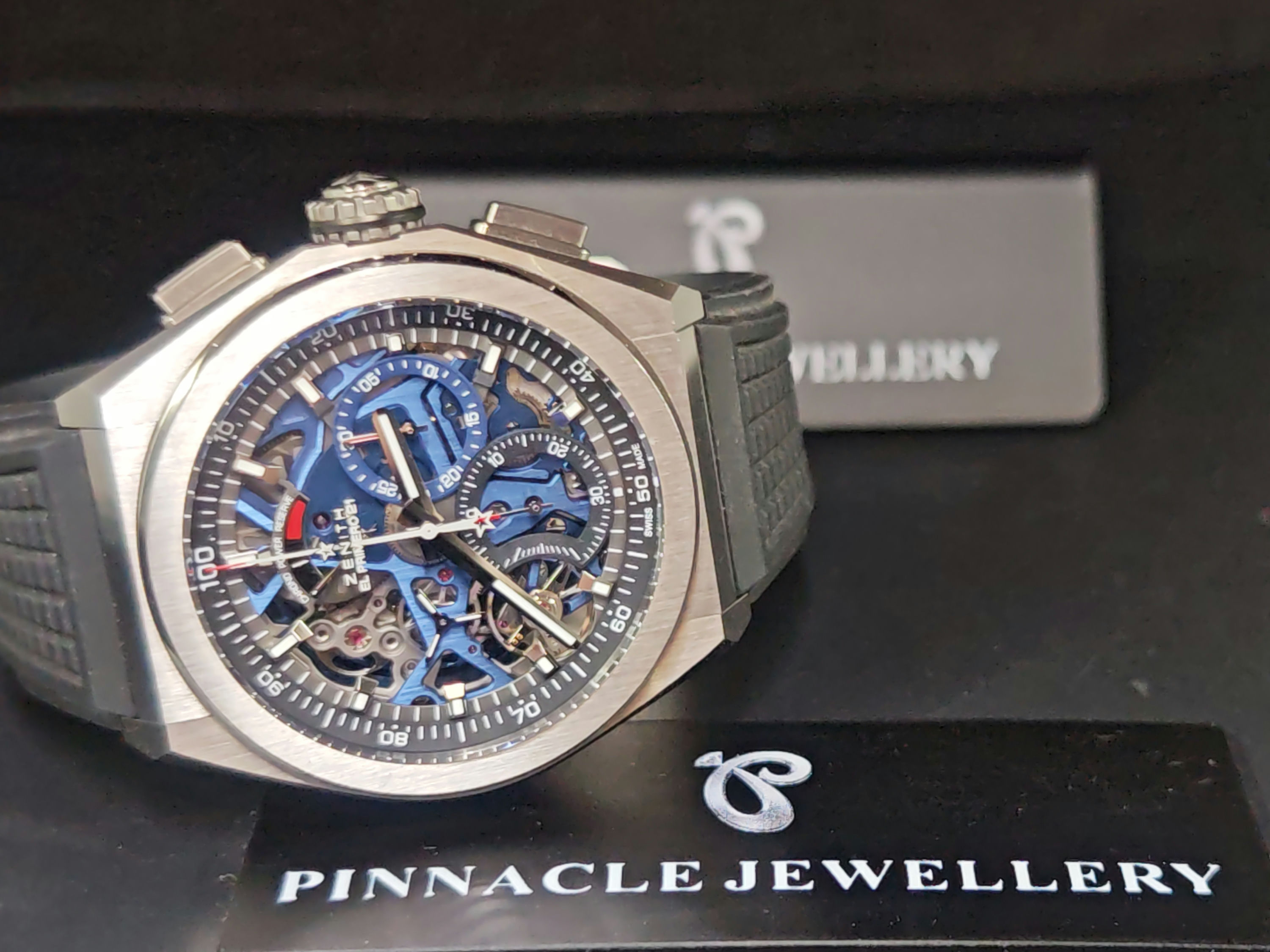 ZENITH Defy El Primero 21 95.9002.9004 Pre-owned Watch