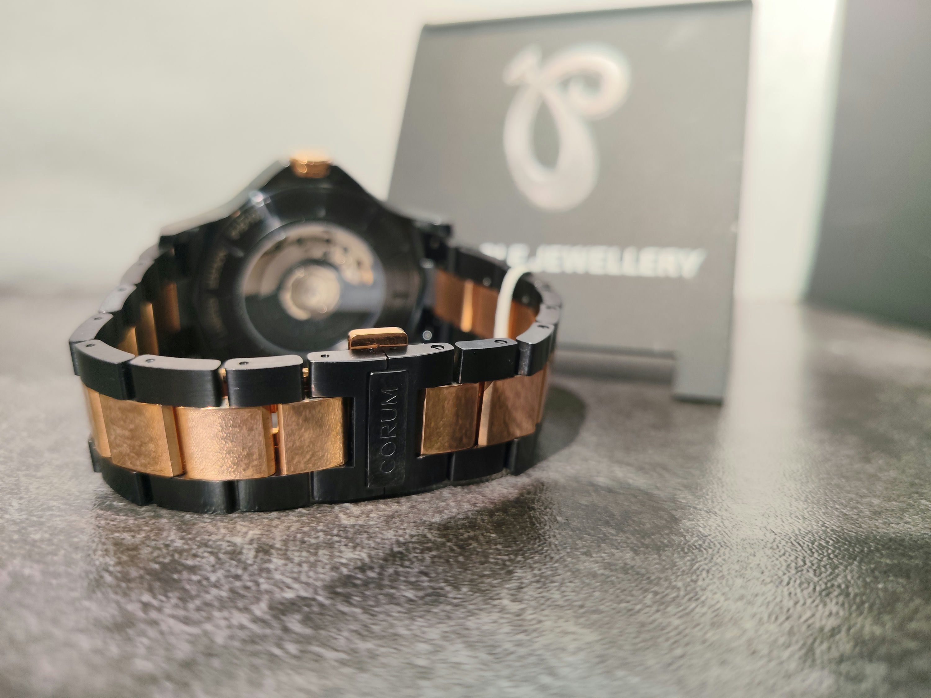 CORUM Admiral's Cup Legend 395.111.34/V705 AB11 全新名錶 圖片 4