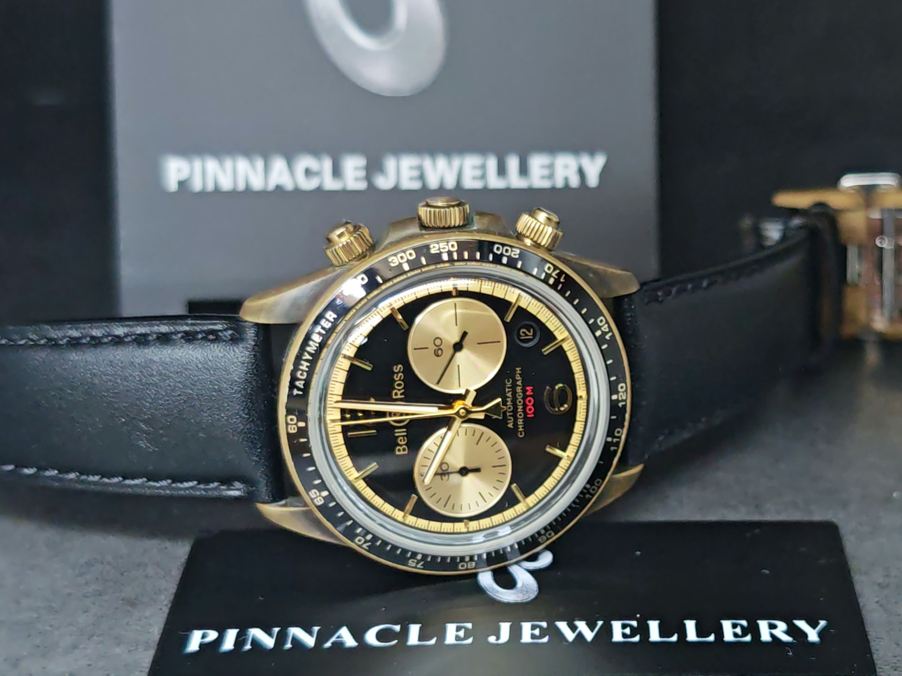 BELL & ROSS BR V2 94 B 00155 Pre-owned Watch
