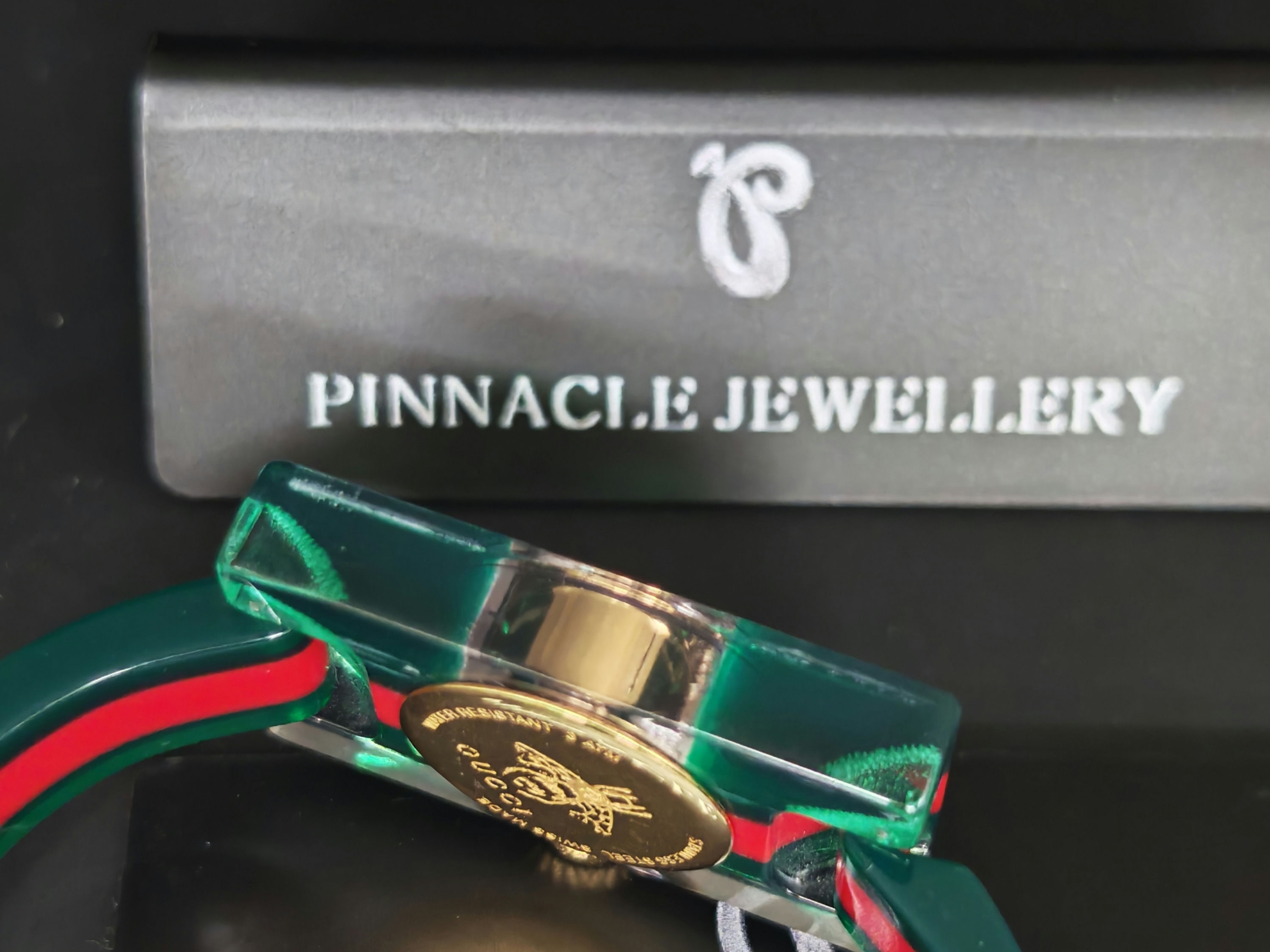 GUCCI Vintage Web Plexiglas Bangle YA143501 二手名錶 圖片 5