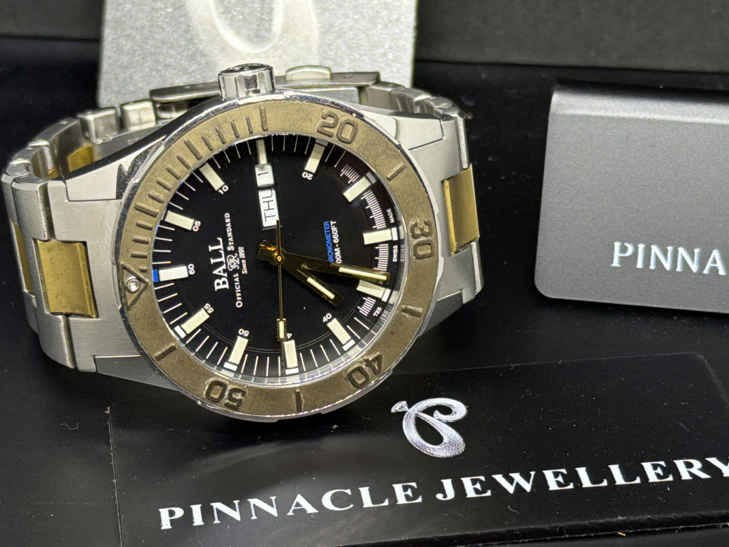 BALL Roadmaster DM3030B-S8CJ-BK Pre-owned Watch