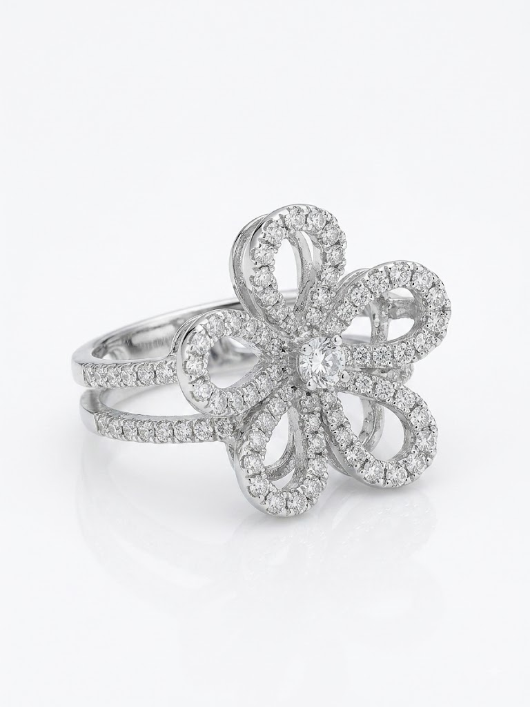 18K White Gold Diamond Cluster Ring Jewellery