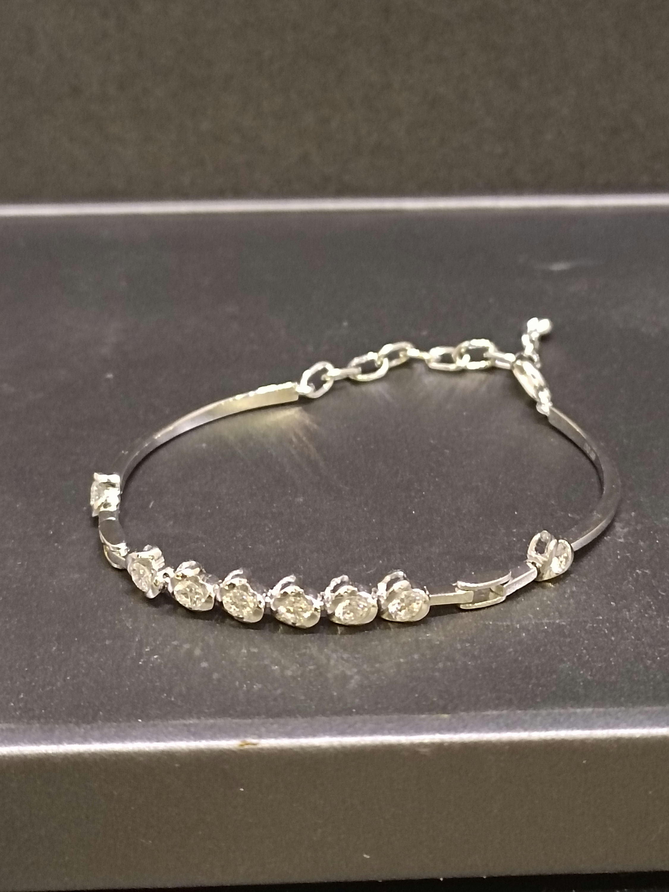 18K White Gold Diamond Chain Bangle Jewellery – photo 3