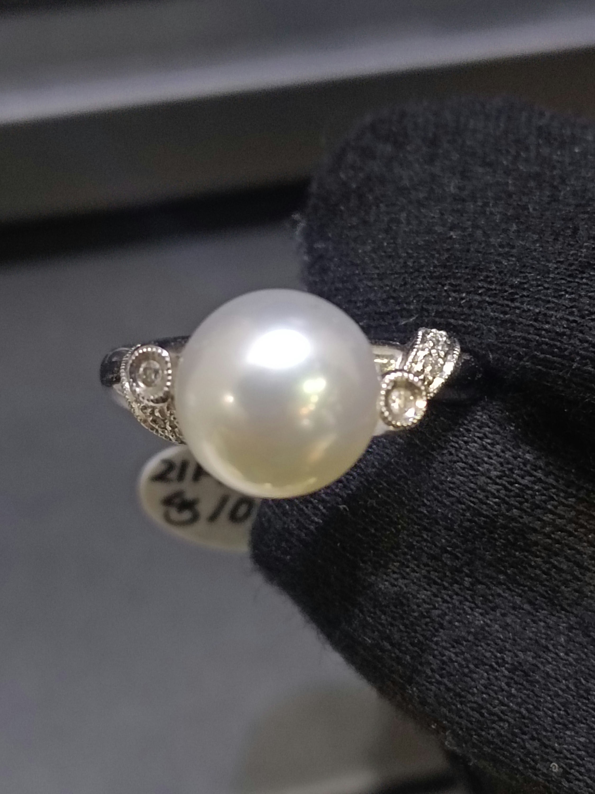 18K White Gold Diamond-Accent South Sea White Pearl Ring Jewellery – photo 3